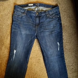 Distressed leg jeans
